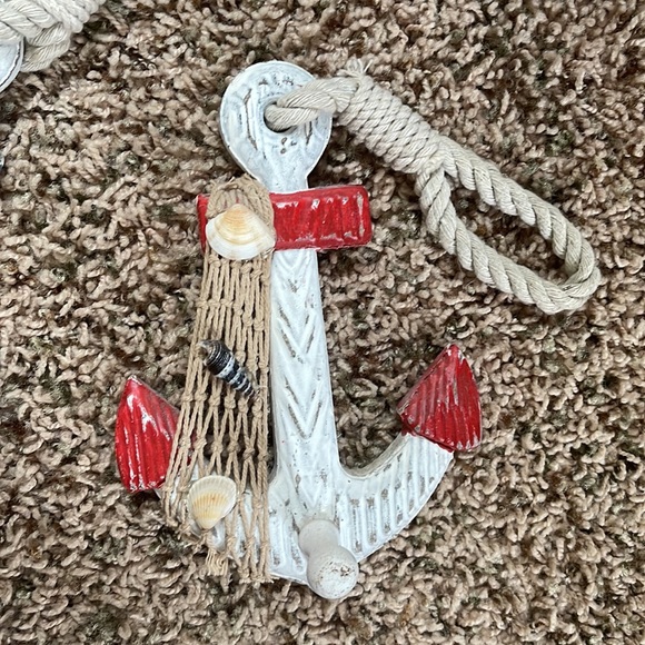 Set of two home decor Anchors - Picture 3 of 3